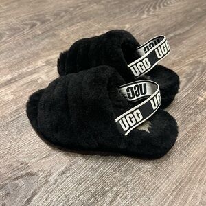 UGG Black Fluffy Slides